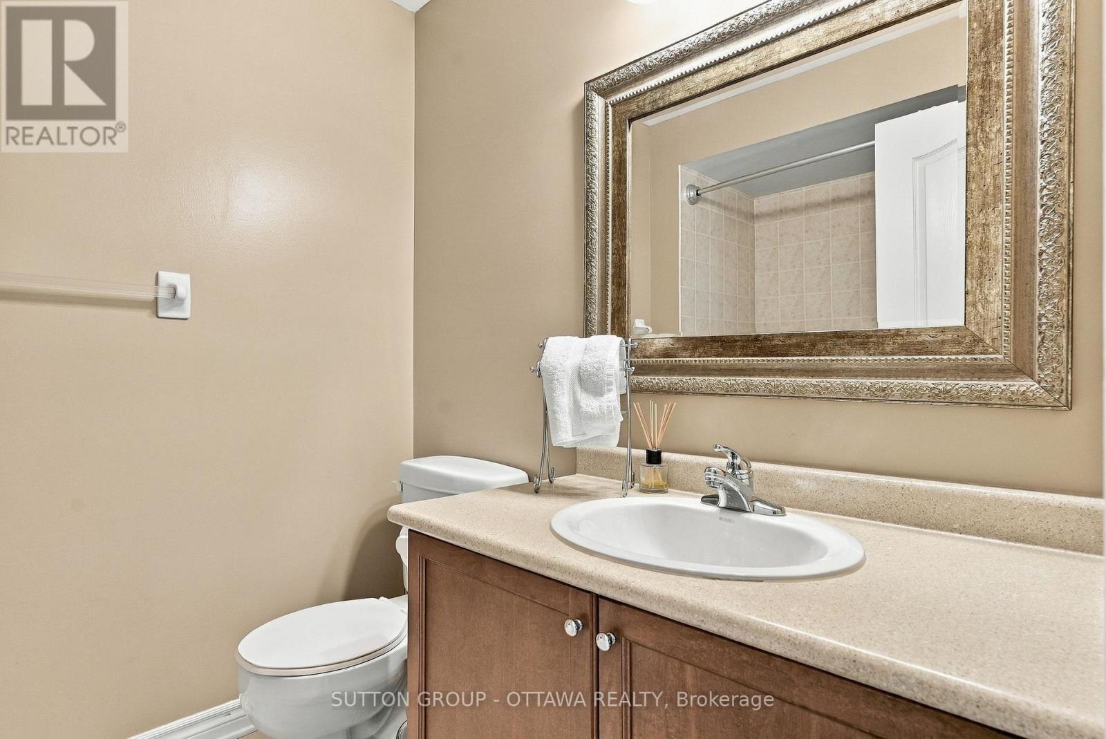 333 Riversedge Crescent Property Photo 22