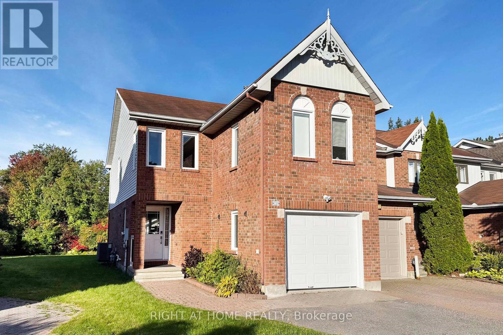 24 HARRINGTON COURT Property Photo 1