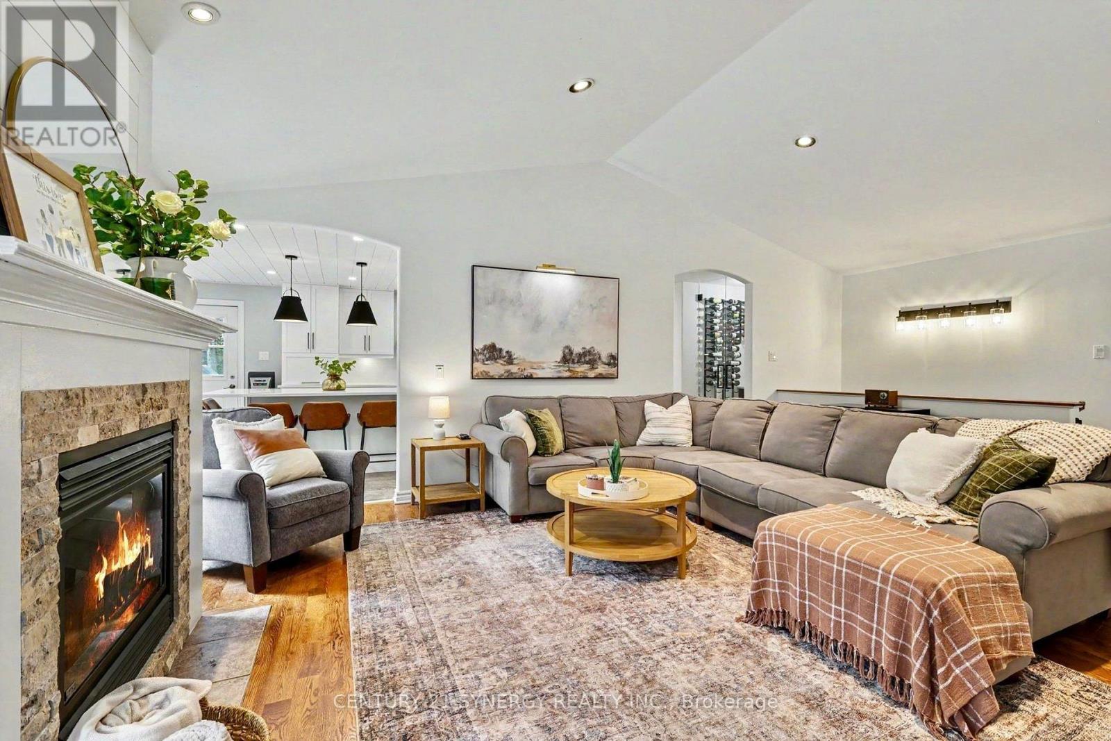 30 Canadian Drive Property Photo 8