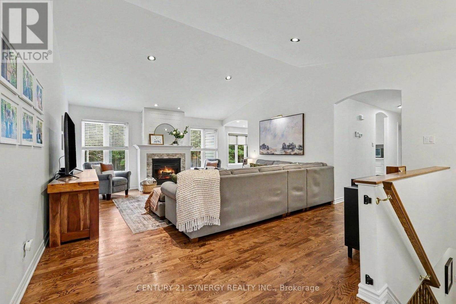 30 Canadian Drive Property Photo 9