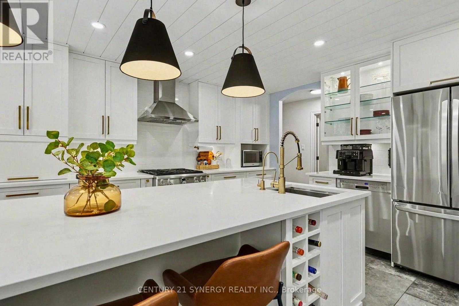 30 Canadian Drive Property Photo 11