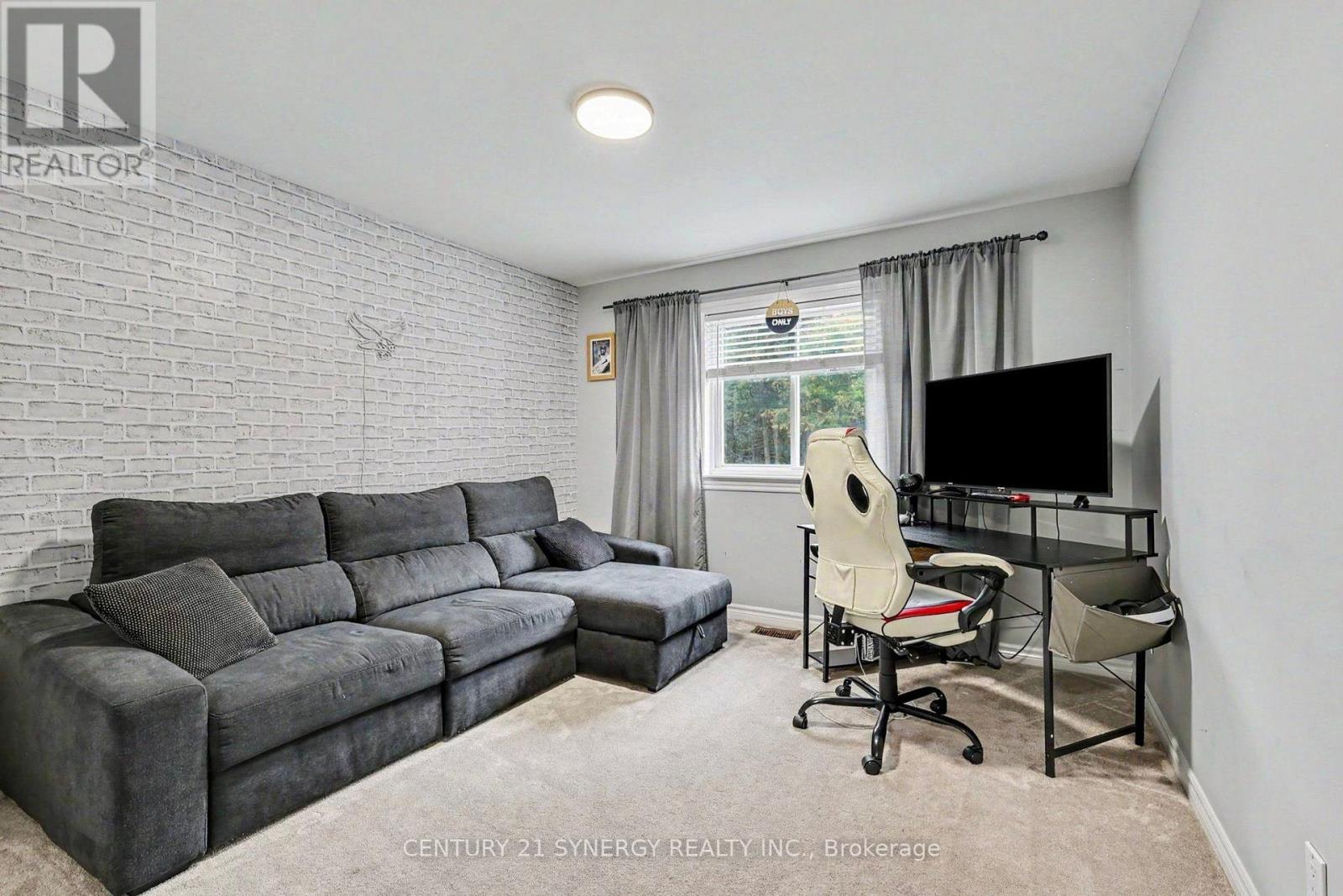 30 Canadian Drive Property Photo 25