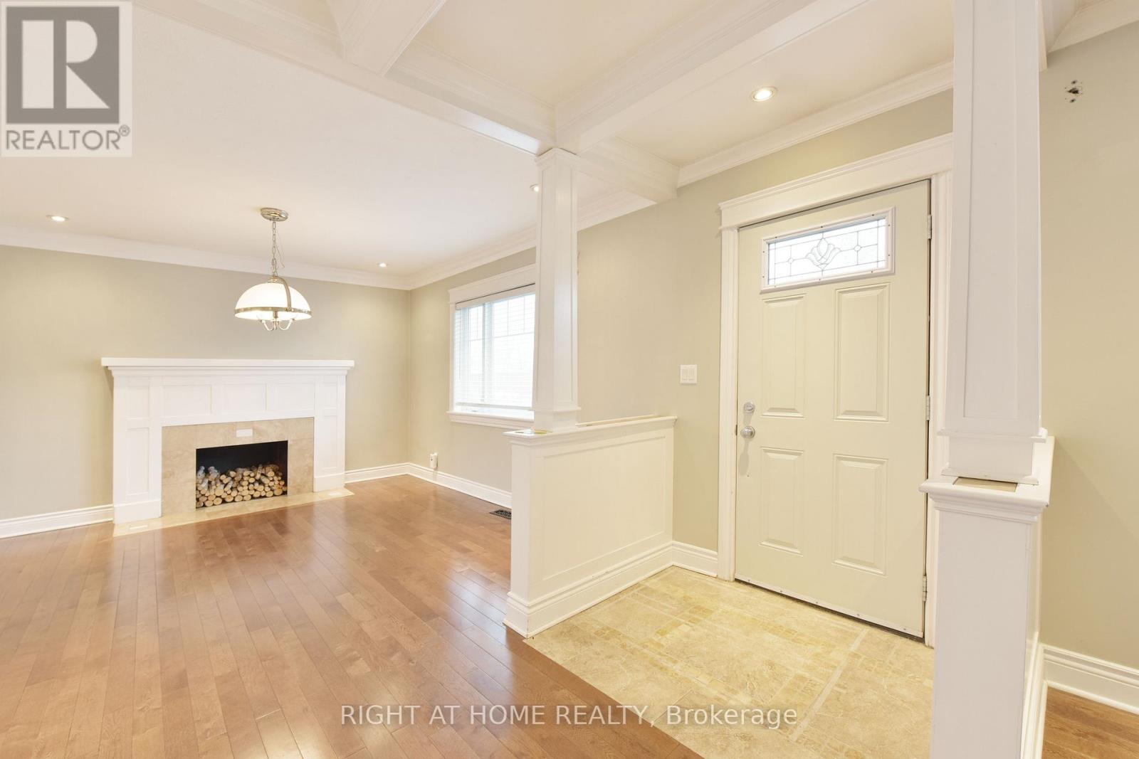 37 Rossland Avenue Property Photo 3