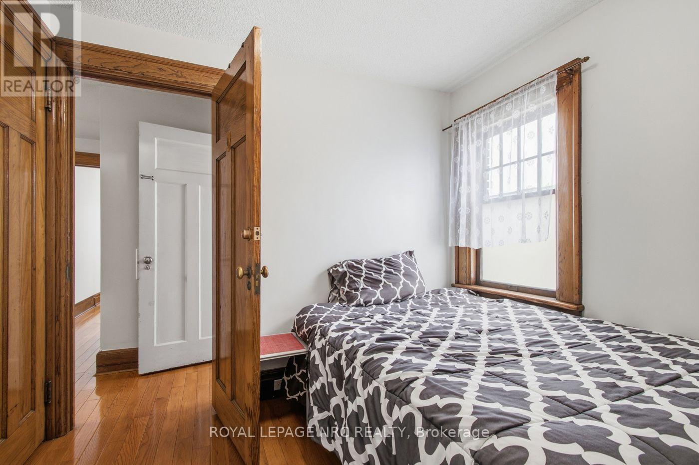 5134 Victoria Avenue Property Photo 17