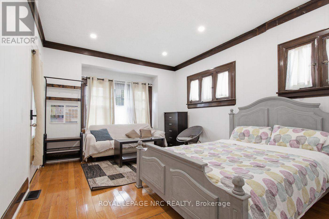 5134 Victoria Avenue Property Photo 20