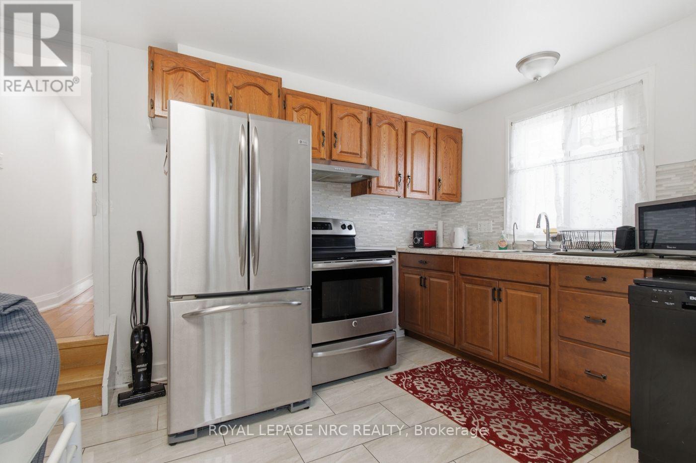 5134 Victoria Avenue Property Photo 24