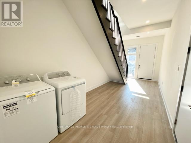29 Summersides Mews Property Photo 3