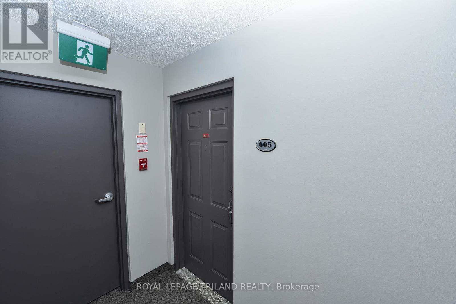 605 - 75 Huxley Street Property Photo 2