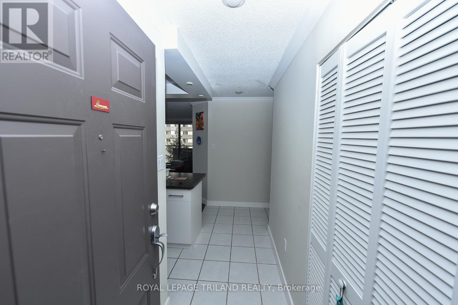 605 - 75 Huxley Street Property Photo 3