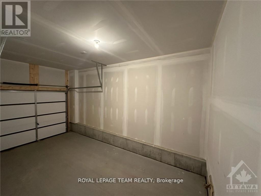 201 Conservancy Drive Property Photo 14