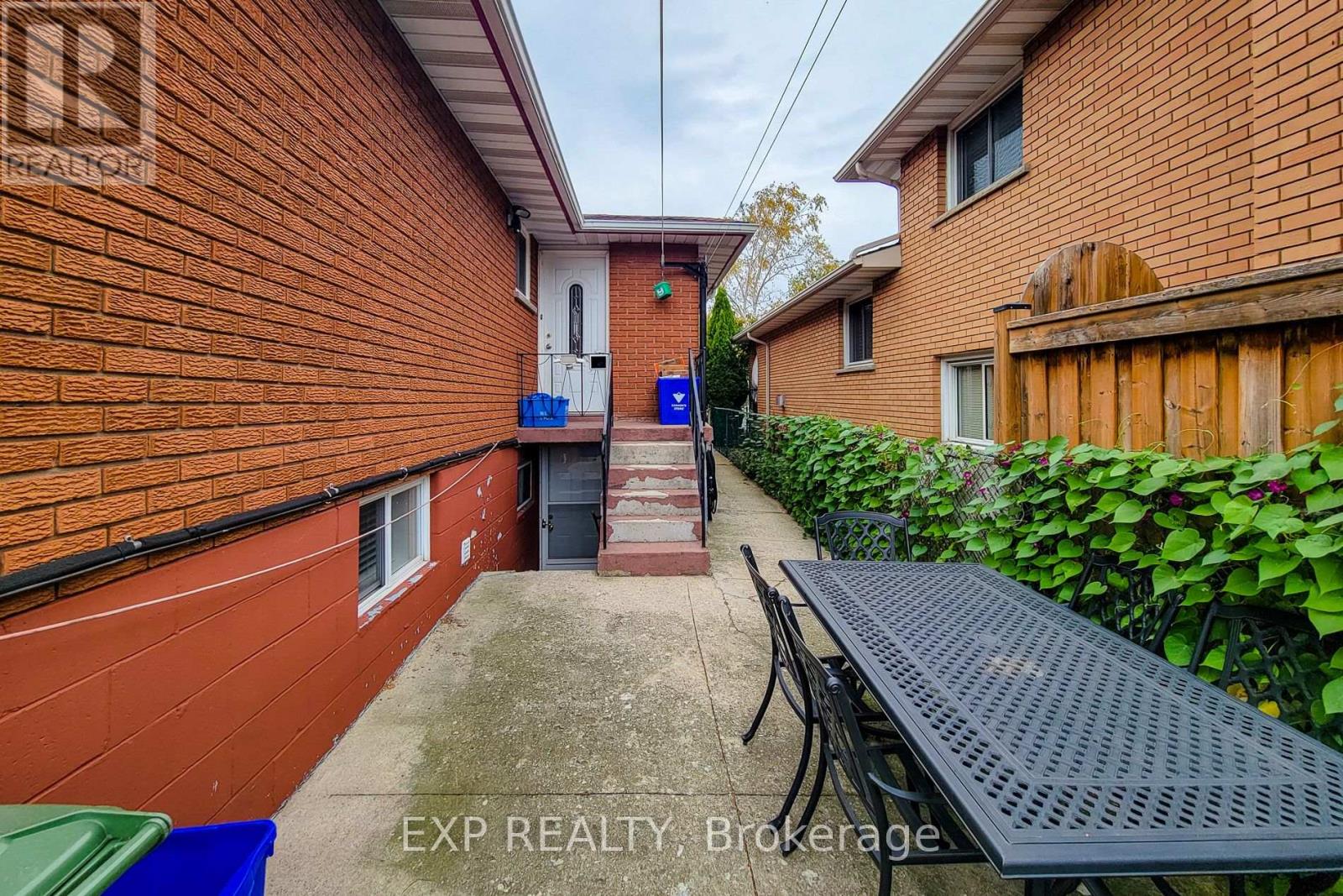 23 Tara Court Property Photo 9