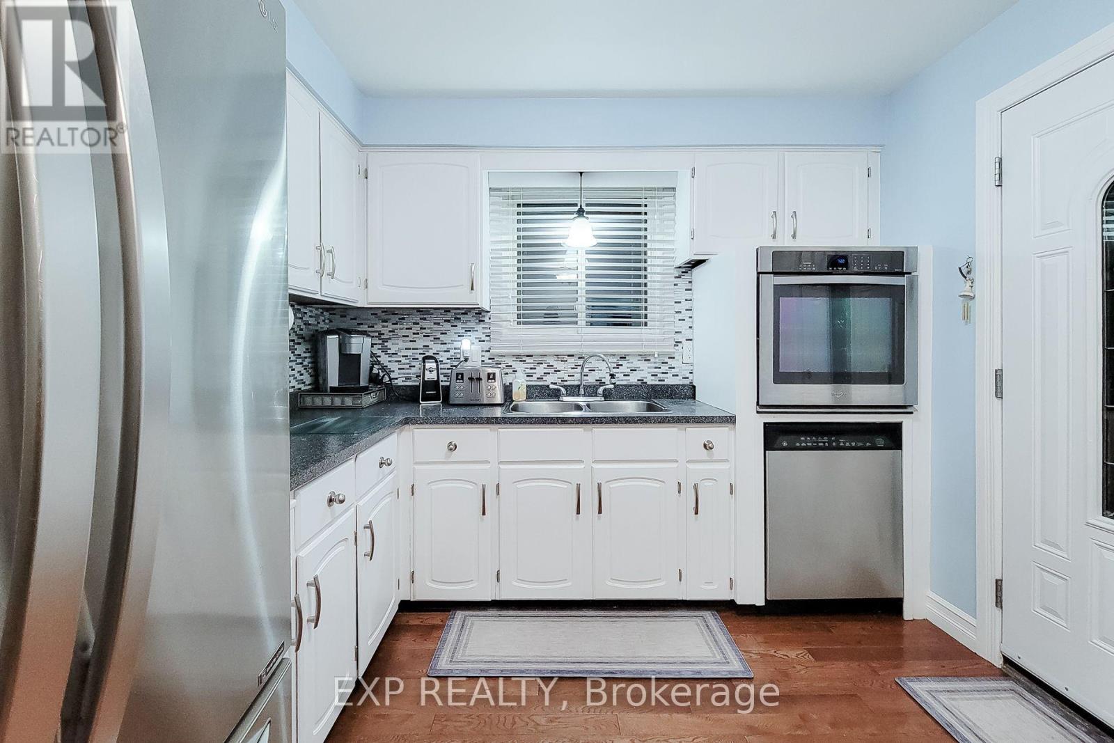 23 Tara Court Property Photo 17