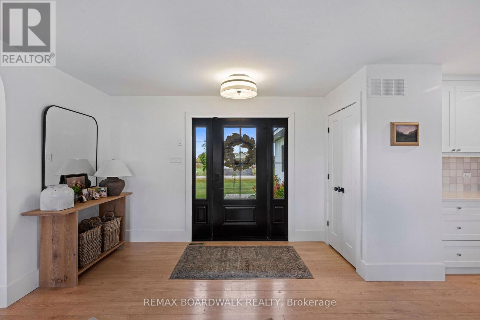 540 Crain Drive Property Photo 7
