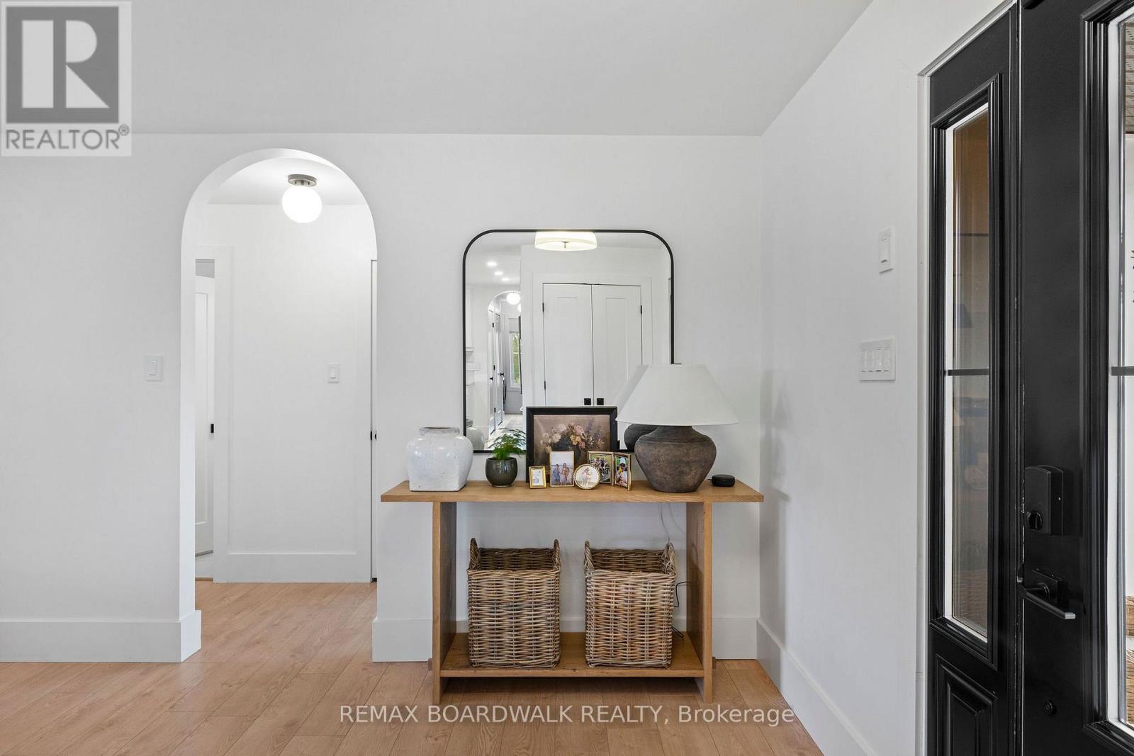 540 Crain Drive Property Photo 8