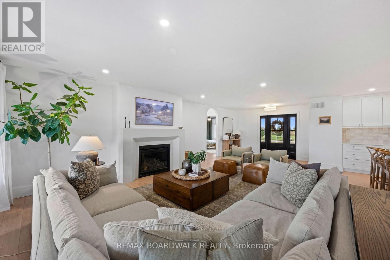 540 Crain Drive Property Photo 10