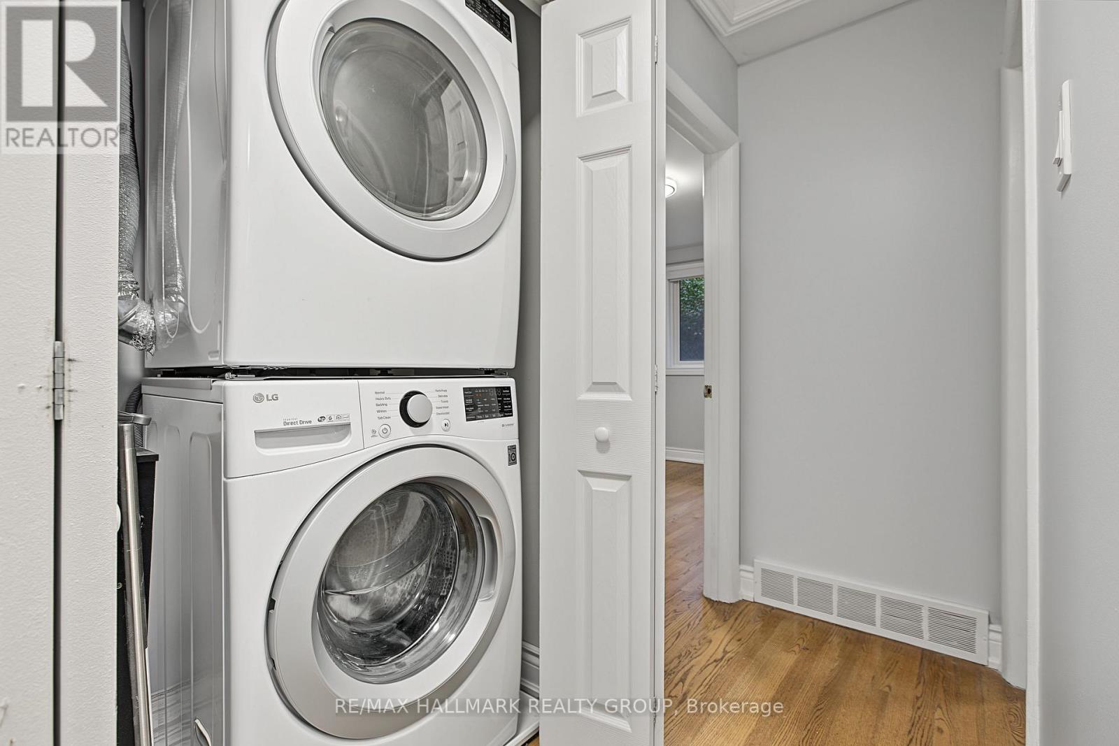 Unit A (upper Unit) - 1135 Maitland Avenue Property Photo 22