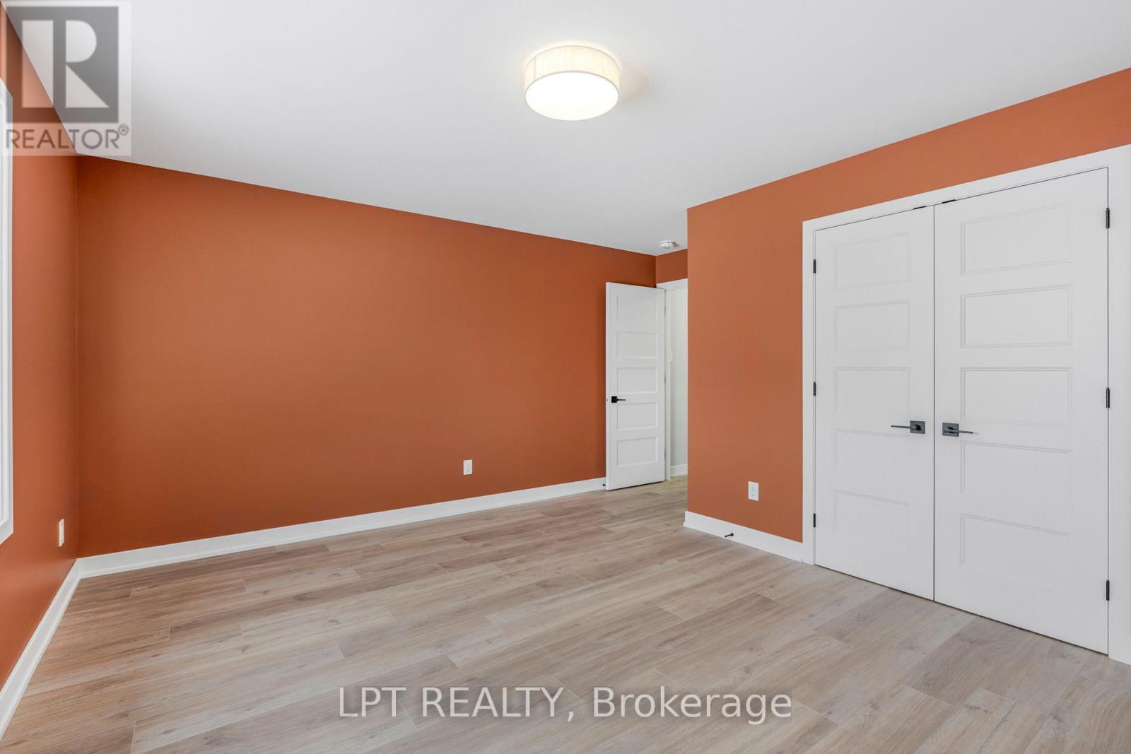 975 Katia Street Property Photo 18