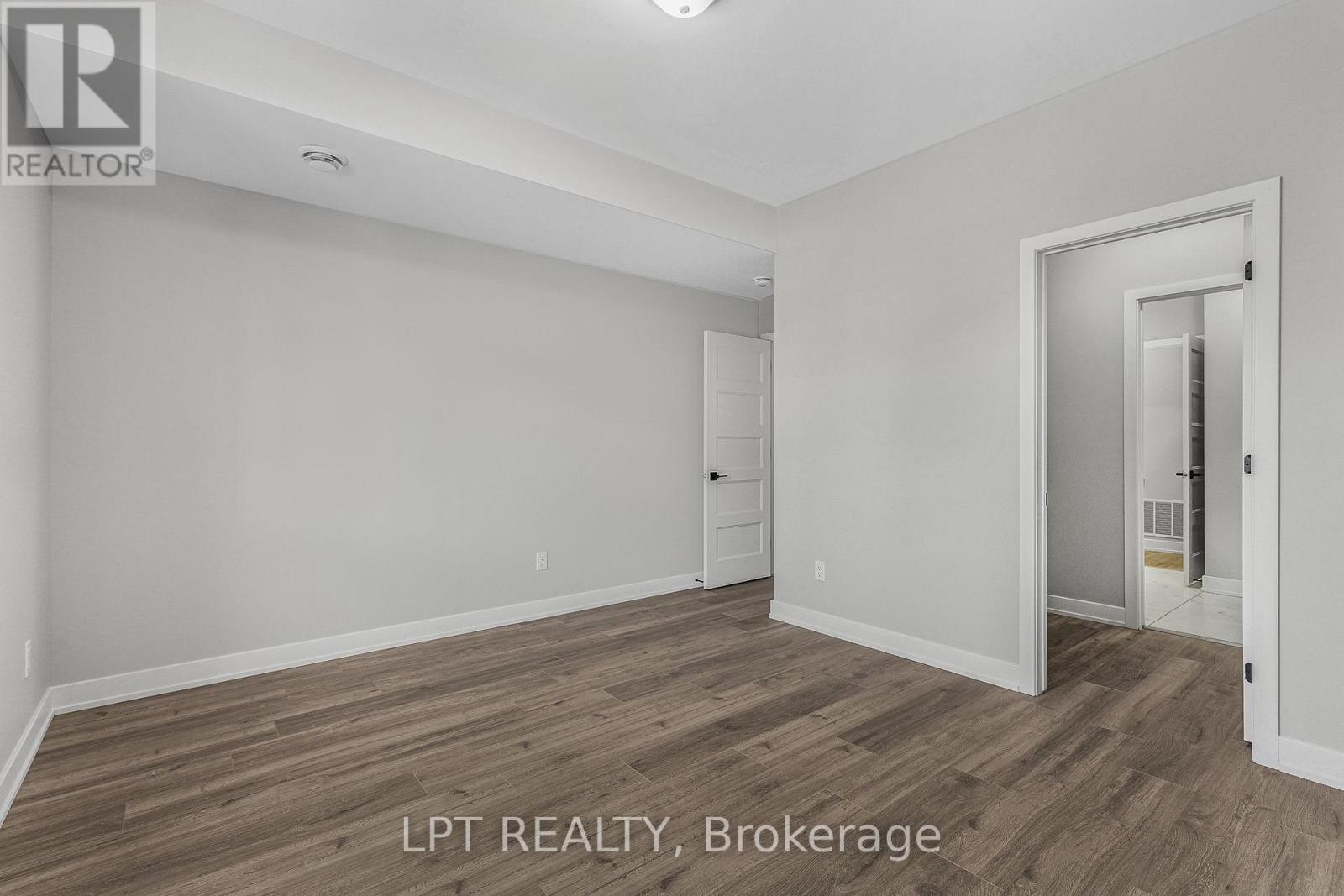 960 Katia Street Property Photo 15