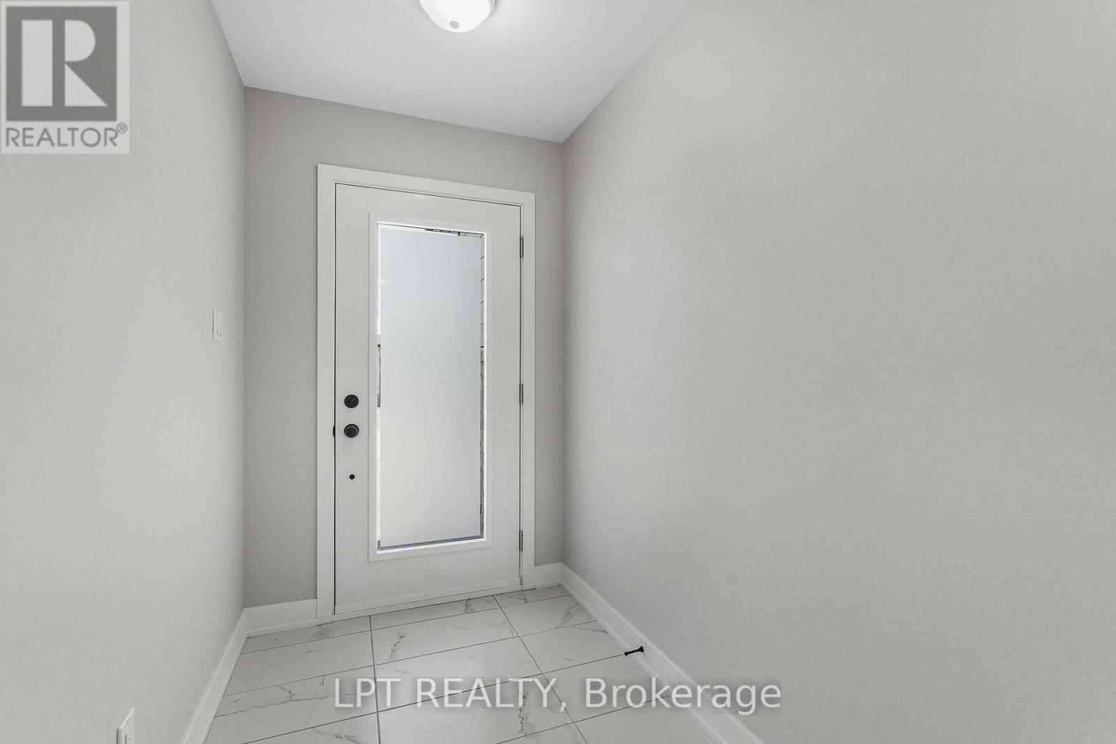 960 Katia Street Property Photo 20