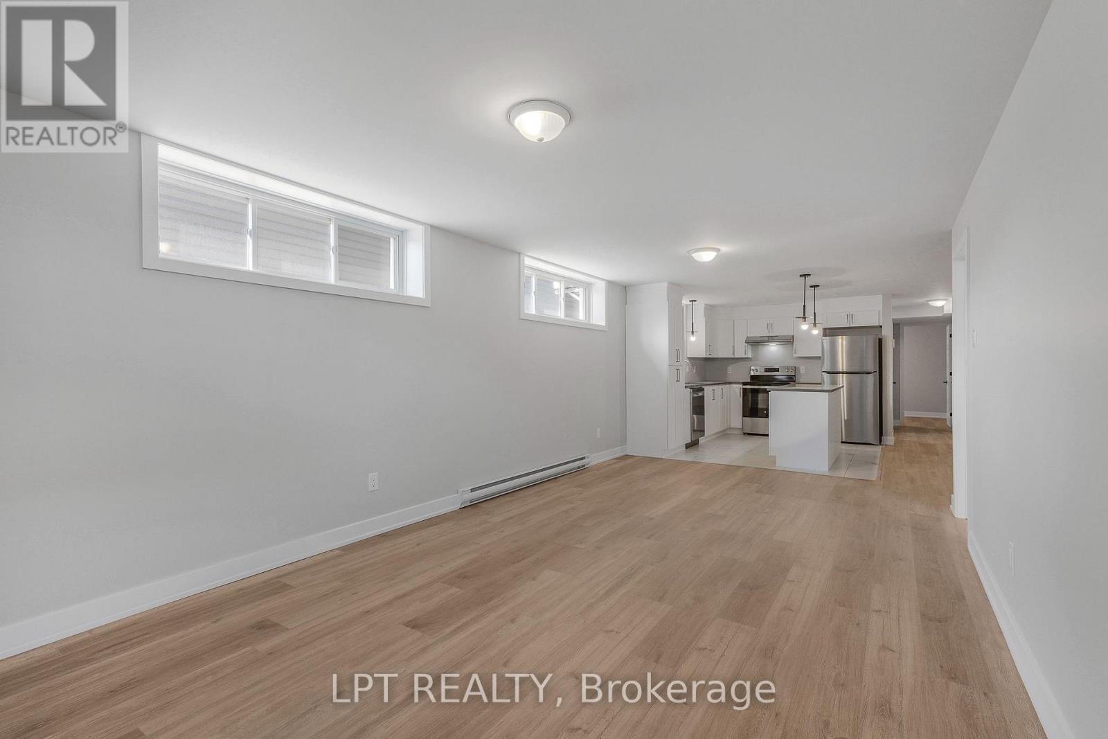 960 Katia Street Property Photo 31