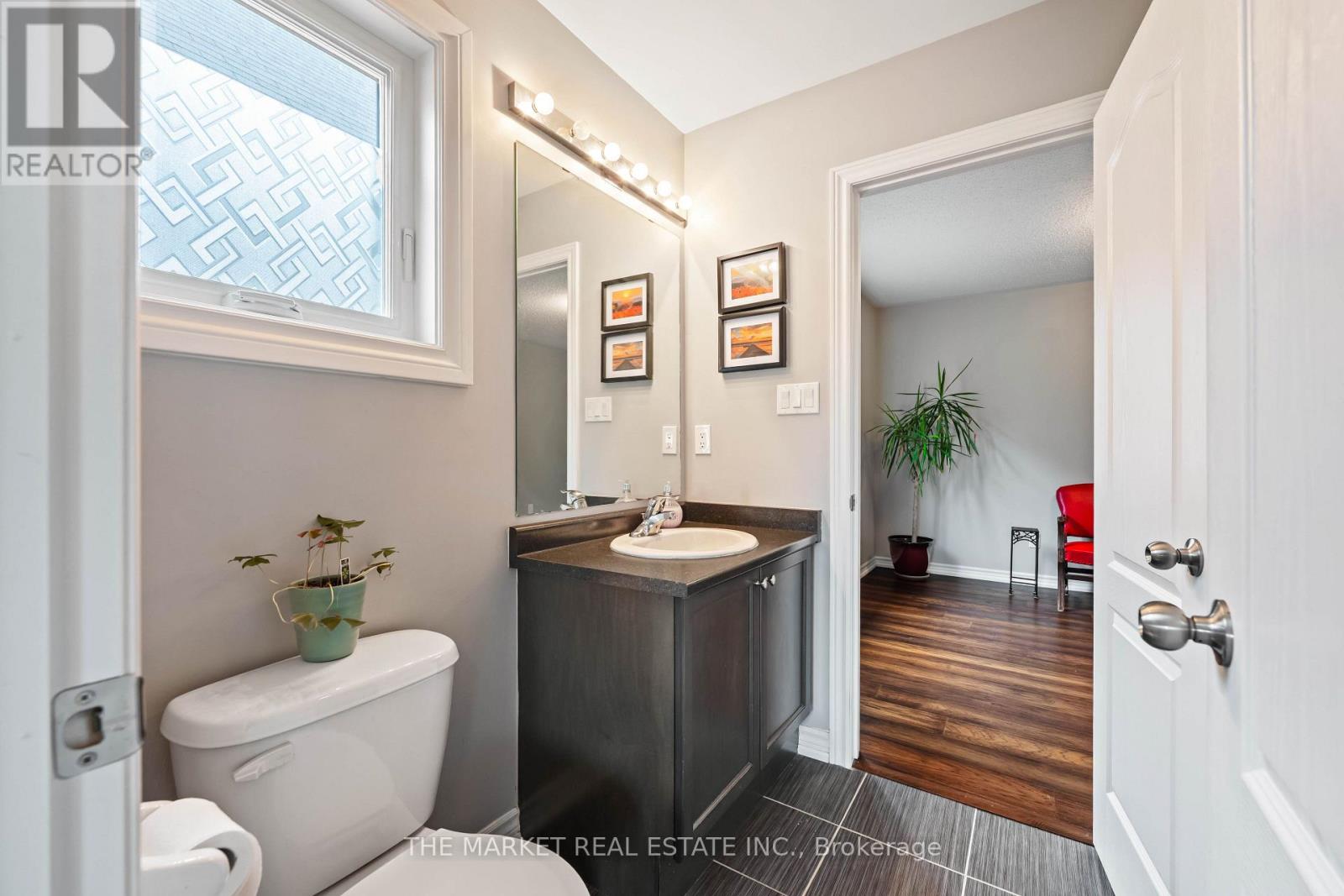 877 O'reilly Crescent Property Photo 37