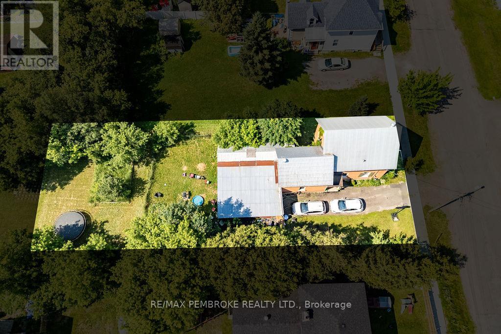 459 Somerset Street Property Photo 5