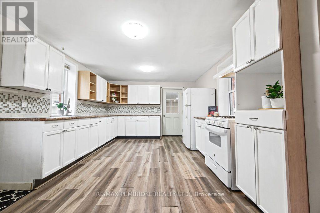 459 Somerset Street Property Photo 18