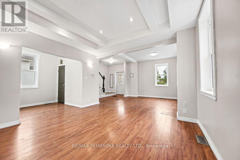 459 Somerset Street Property Photo 20
