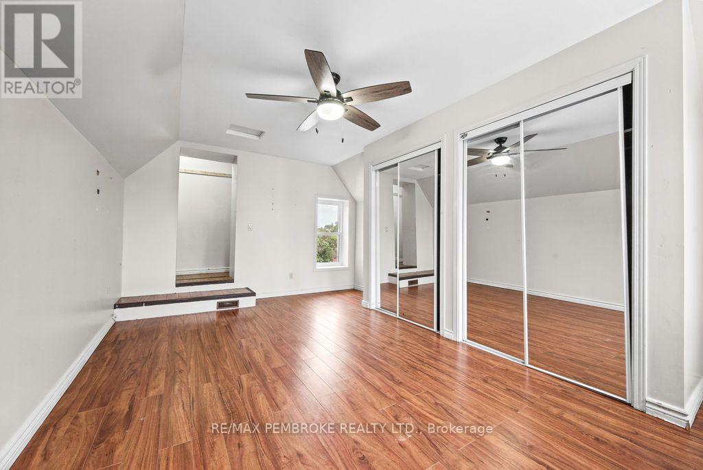 459 Somerset Street Property Photo 25