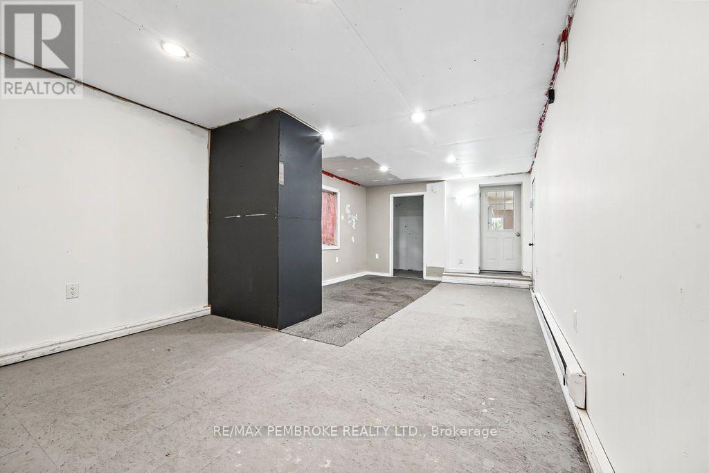 459 Somerset Street Property Photo 34