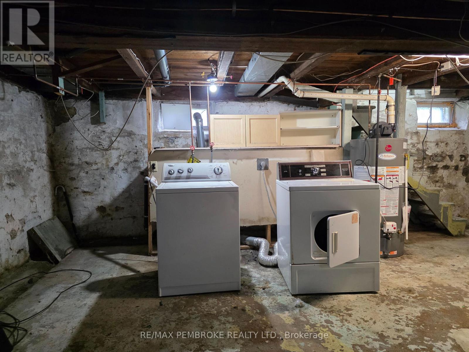 459 Somerset Street Property Photo 40