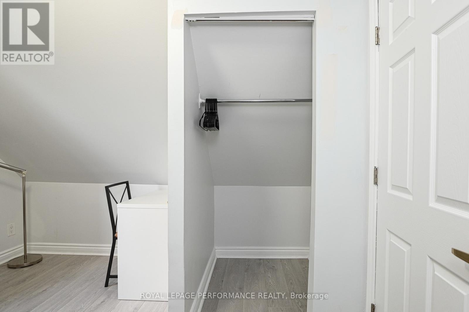 3 - 123 Pamilla Street Property Photo 16
