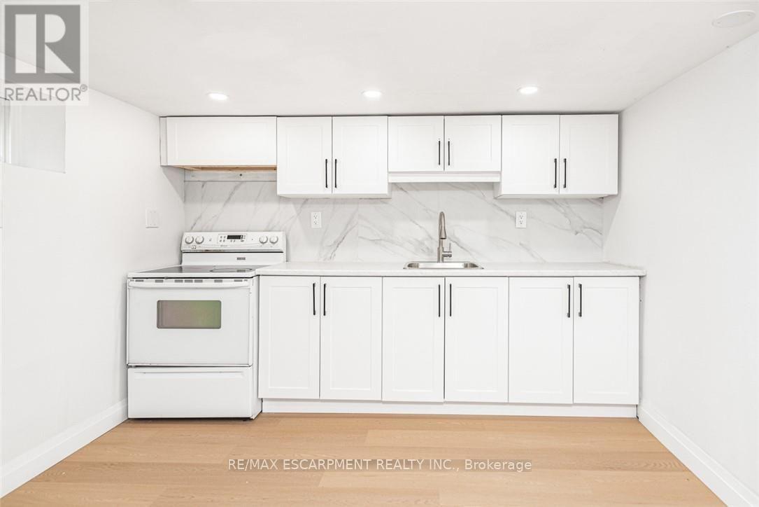 203 Brock Street Property Photo 24
