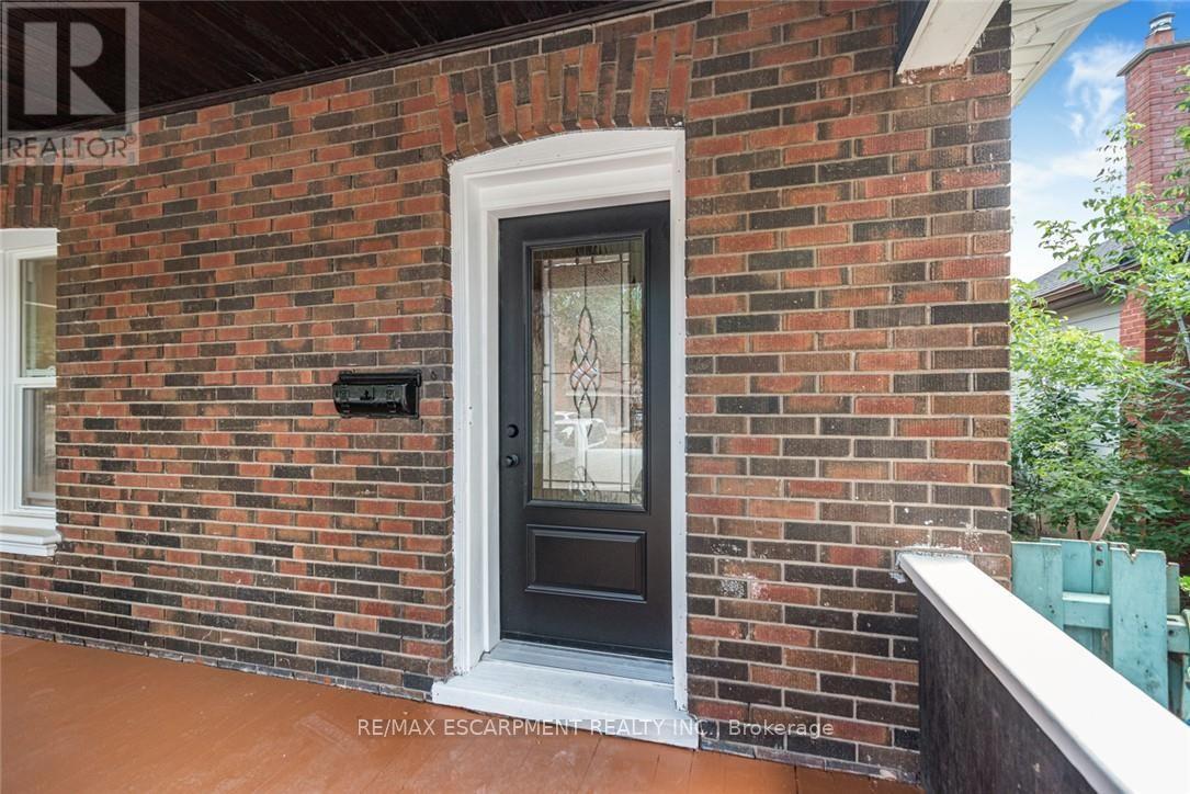 203 Brock Street Property Photo 39