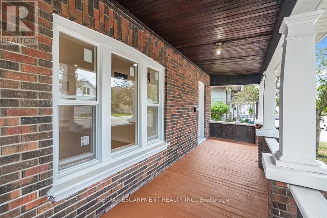 203 Brock Street Property Photo 41