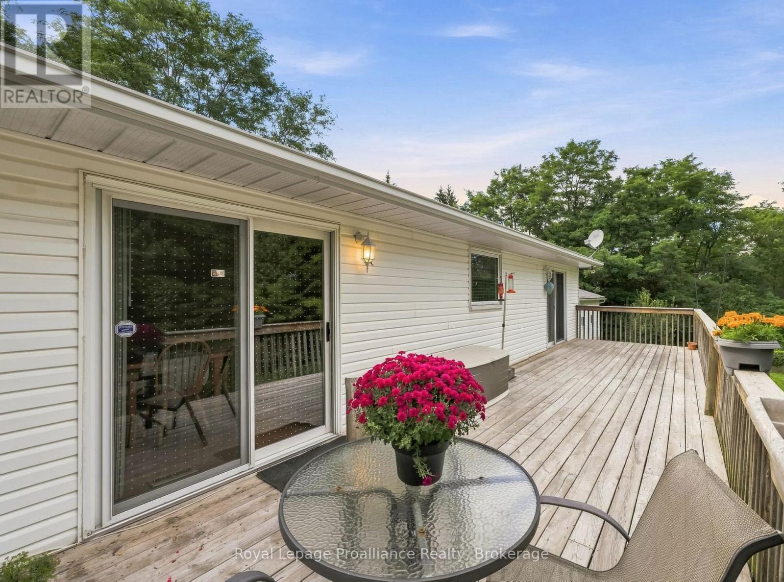 1528 Pinewood School Road Property Photo 13