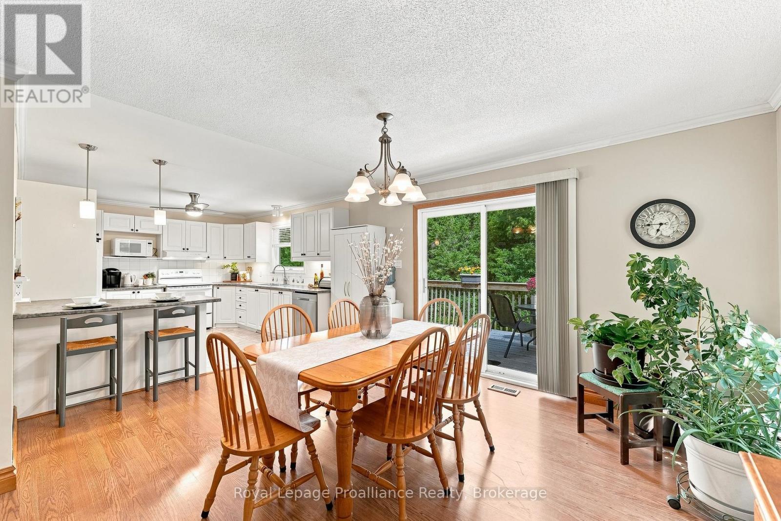 1528 Pinewood School Road Property Photo 14
