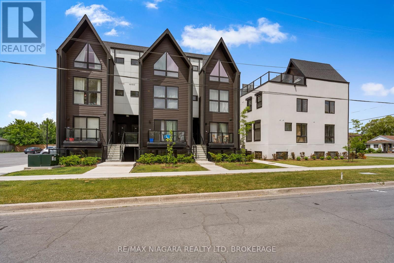 209 - 7277 Wilson Crescent Property Photo 3