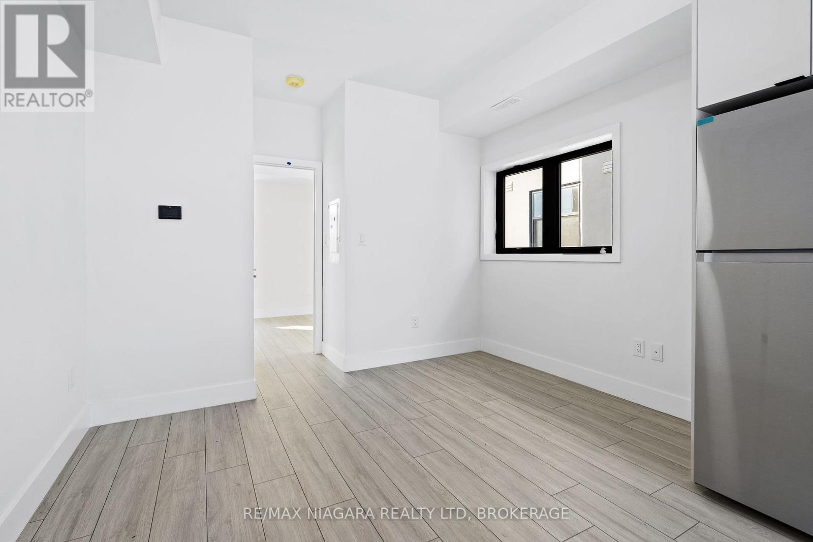 209 - 7277 Wilson Crescent Property Photo 9