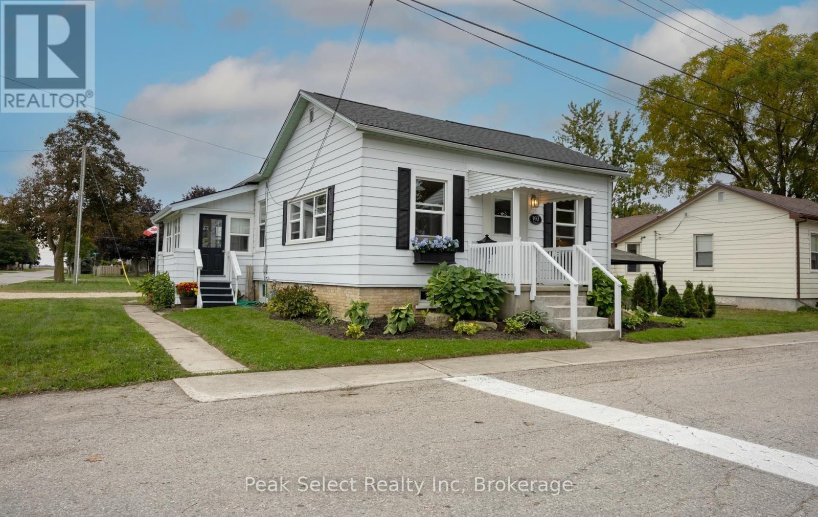 103 PARK STREET Property Photo 1