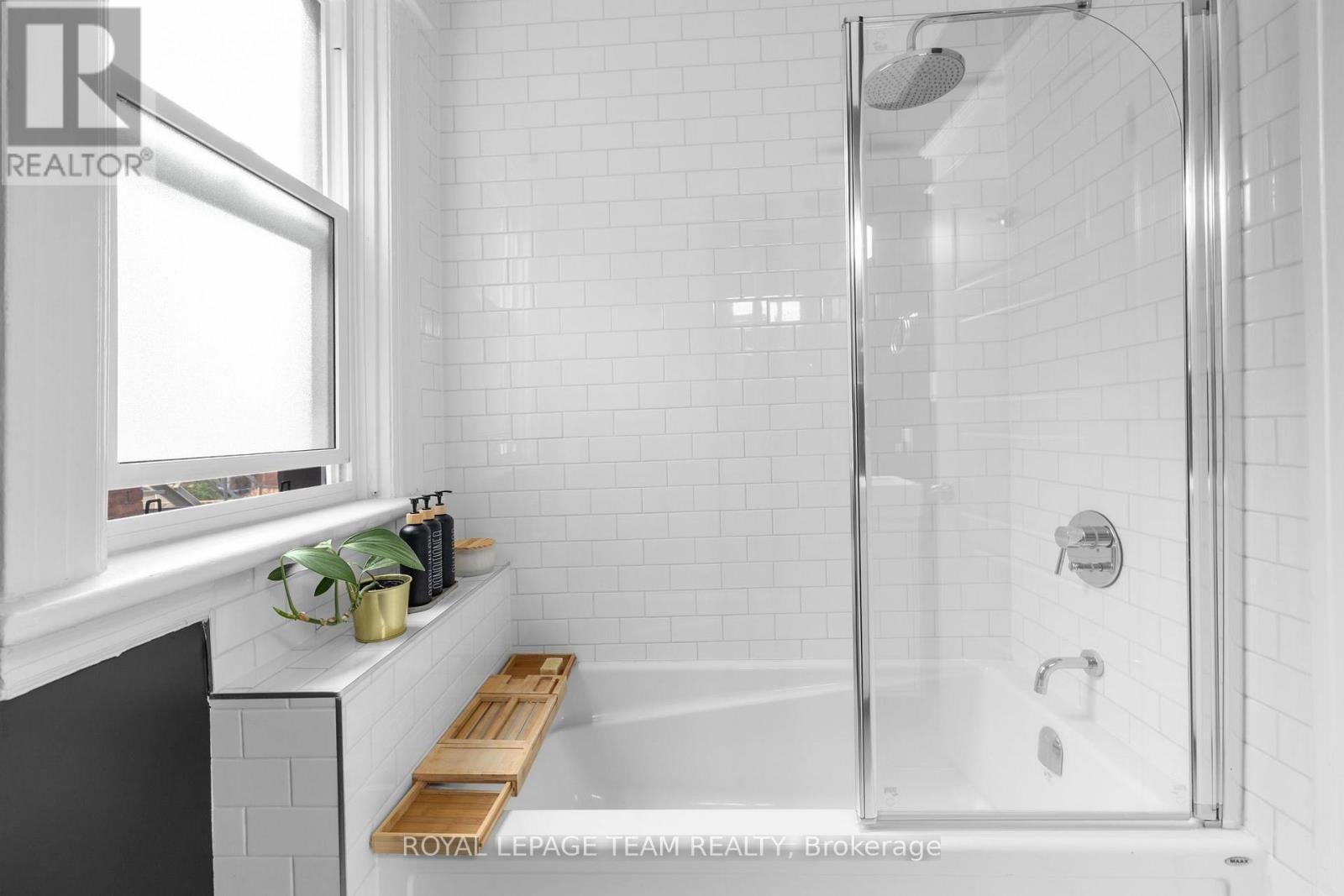 275 Arlington Avenue Property Photo 33