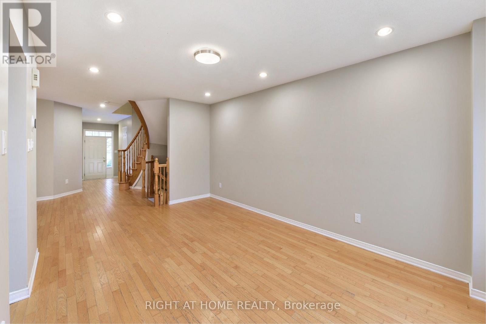 227 Portrush Avenue Property Photo 15