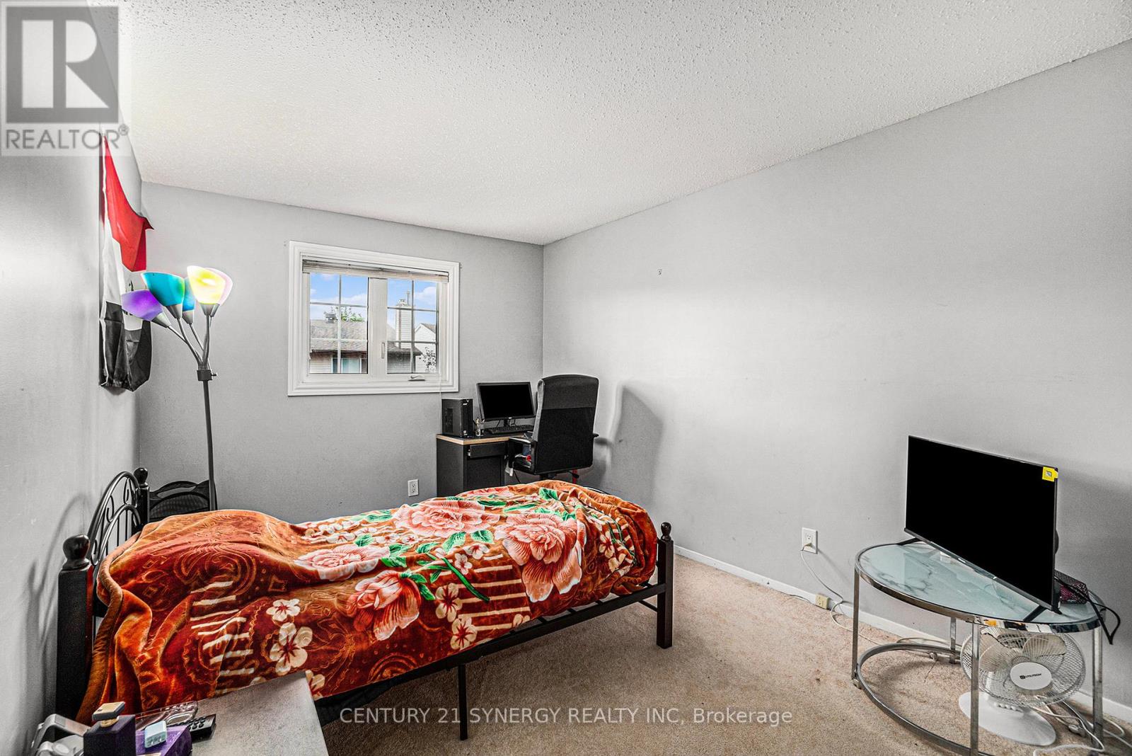 6415 Viseneau Drive Property Photo 21