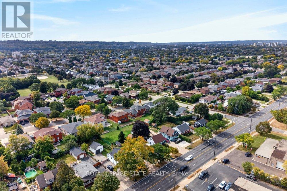 340 Barton Street Property Photo 16