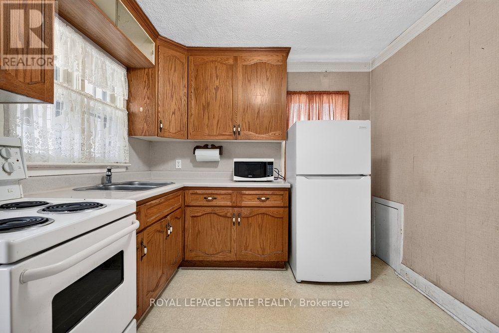 340 Barton Street Property Photo 20