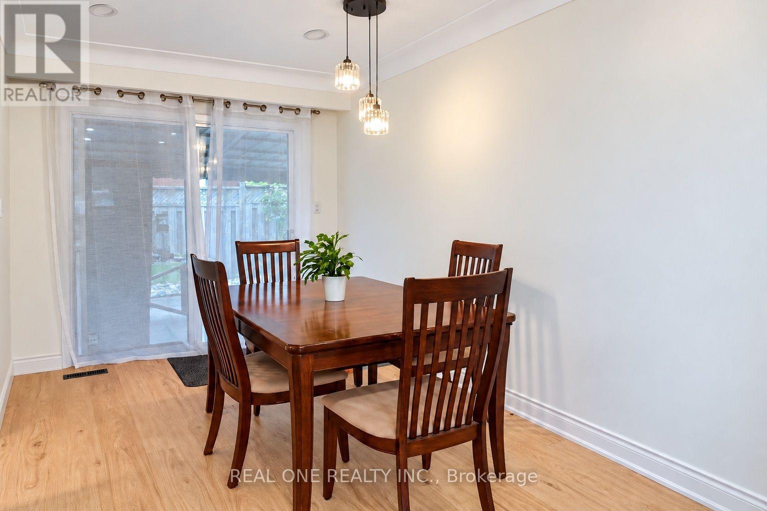Upper - 41 Marlowe Drive Property Photo 15