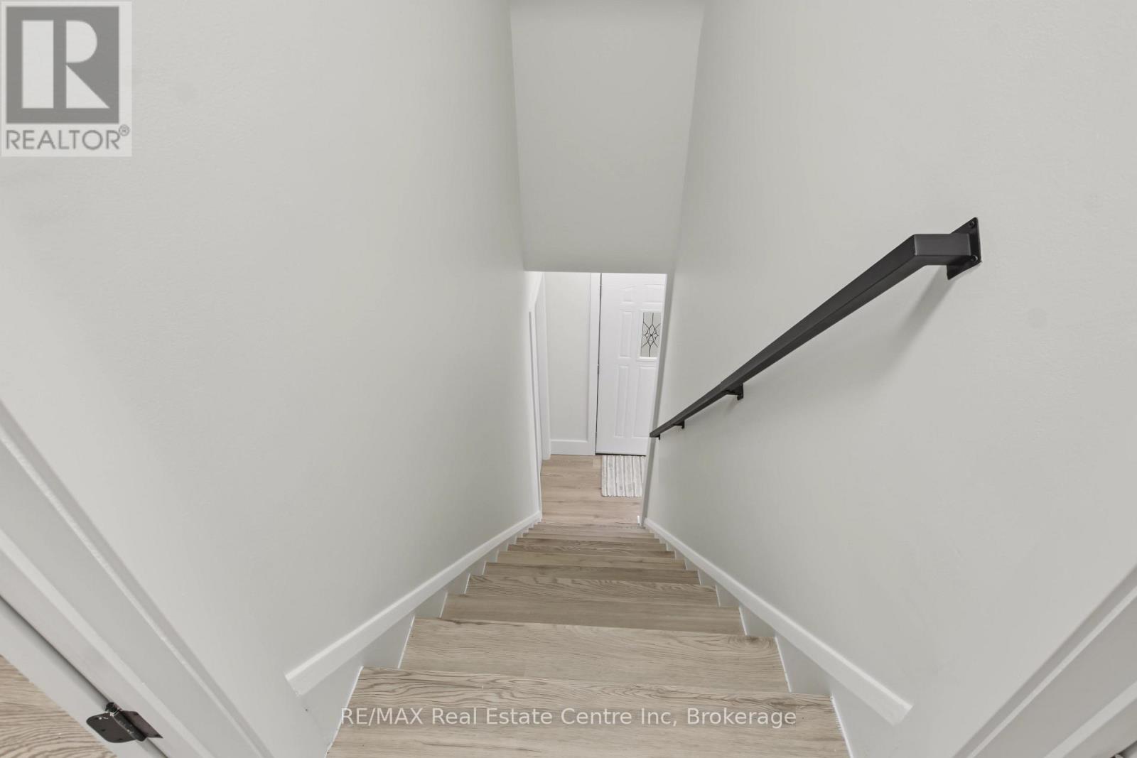 223 Margaret Avenue Property Photo 18