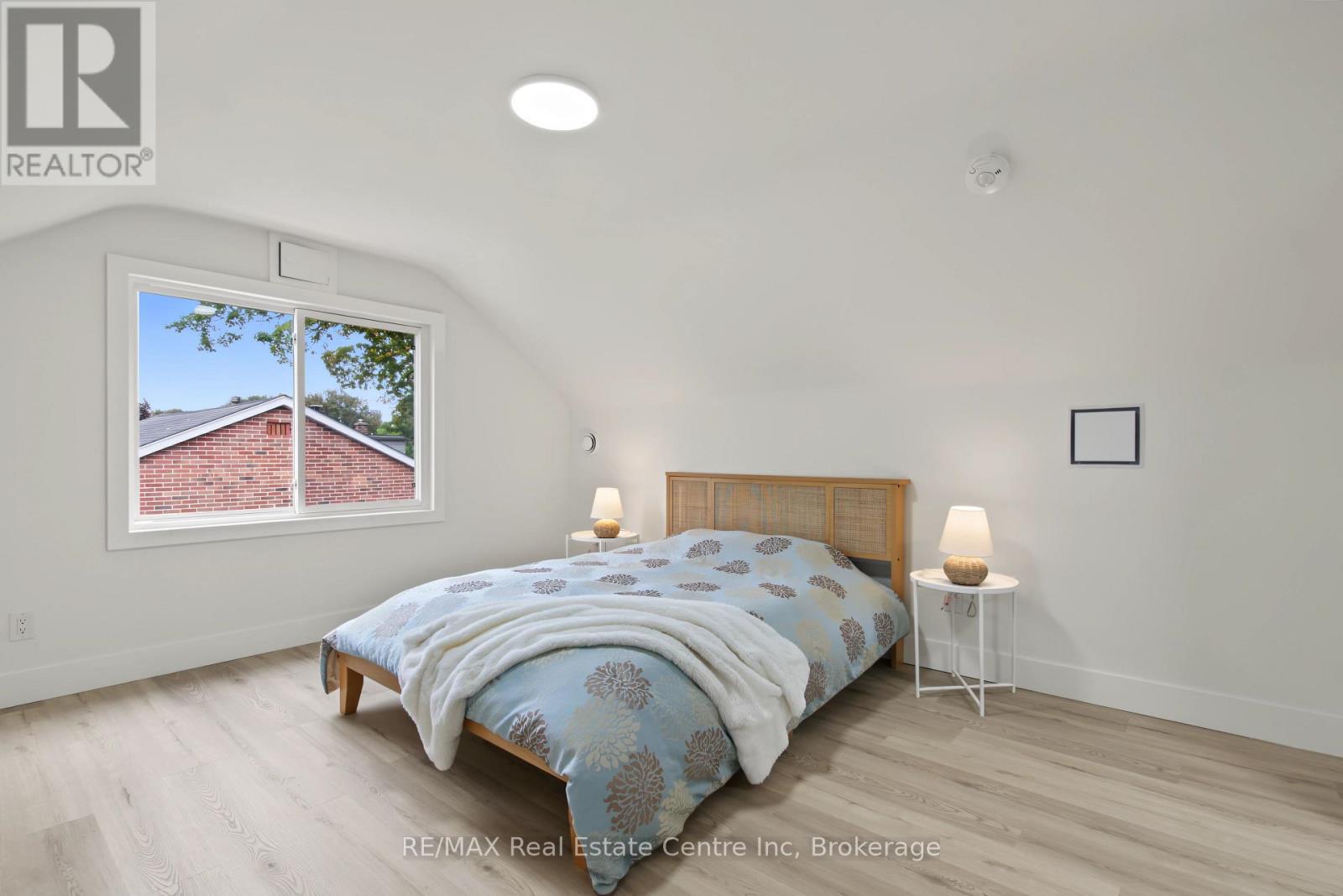 223 Margaret Avenue Property Photo 21