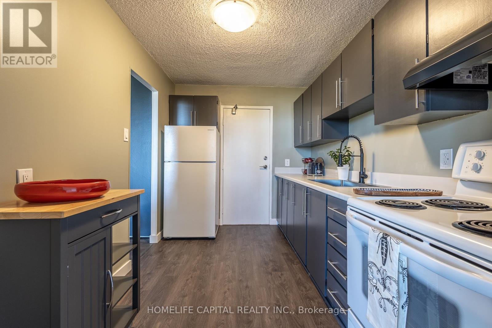 408 - 665 Bathgate Drive Property Photo 13