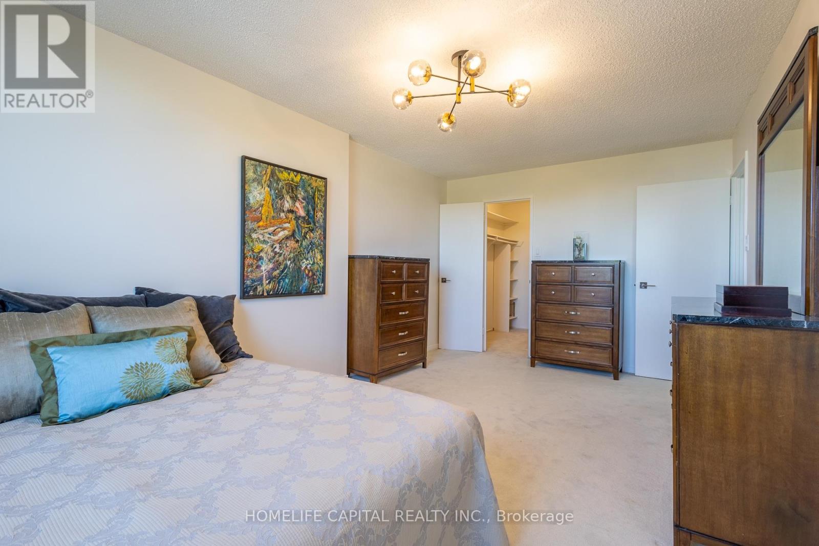 408 - 665 Bathgate Drive Property Photo 17